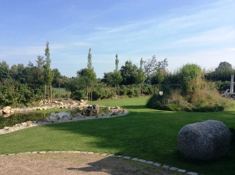 Saunawagen „Schwanensee“ – Handgefertigter Wellness-Kokon mit nostalgischem Charme
