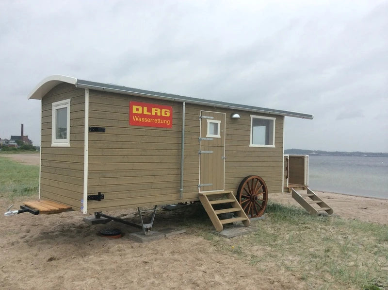 DLRG-vogn – håndlavet redningsbase med nostalgisk charme