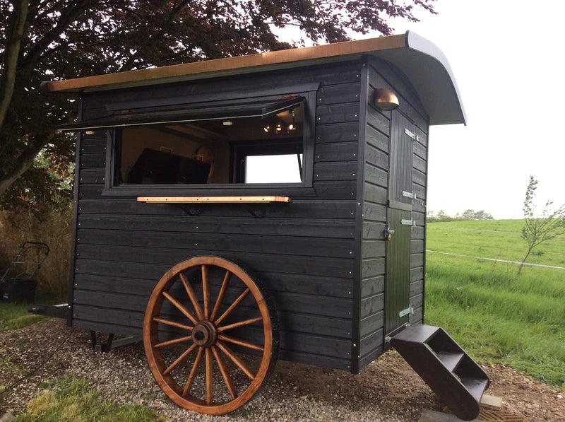 Outdoor-Küche „Steak and more“ – Kulinarische Genüsse im mobilen Genusswagen